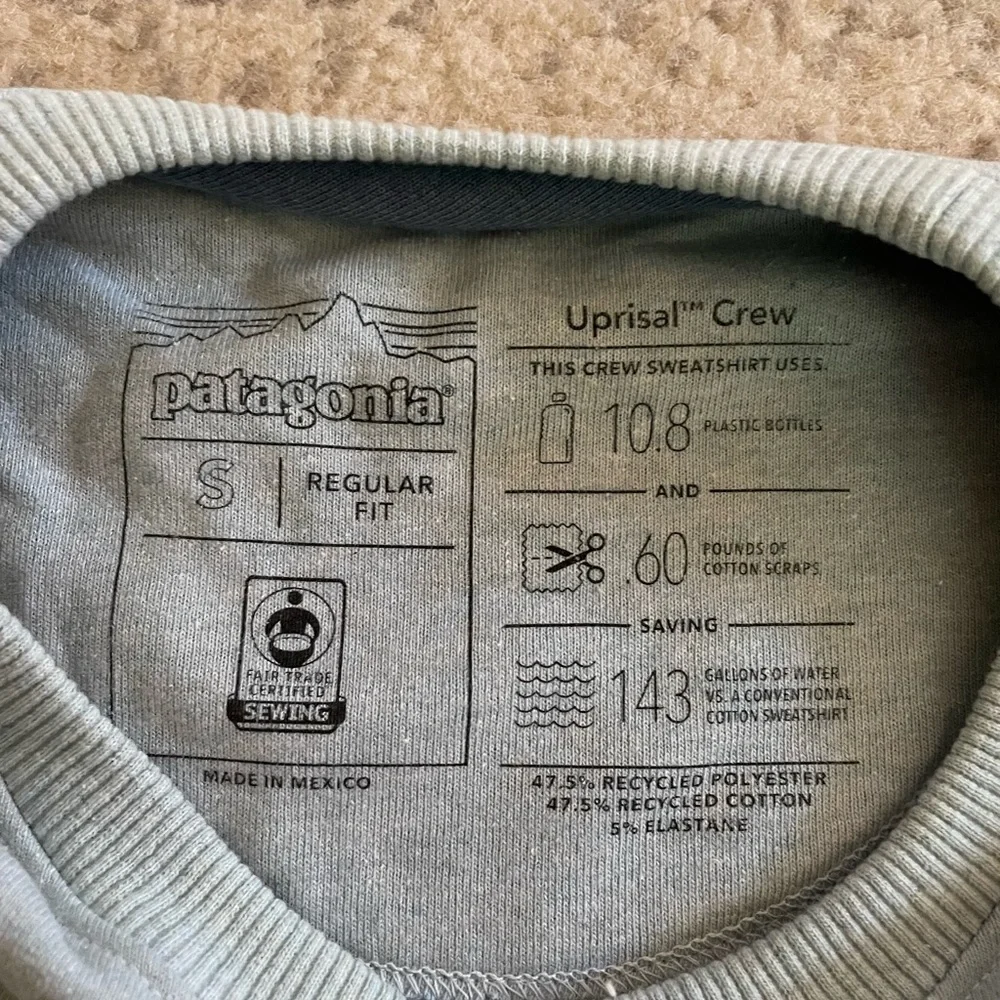 Patagonia Women’s Light Blue Sweatshirt - Picture 4 of 4